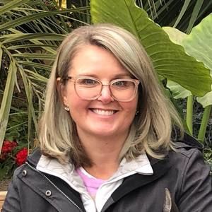 Meet your Posher, Marcia